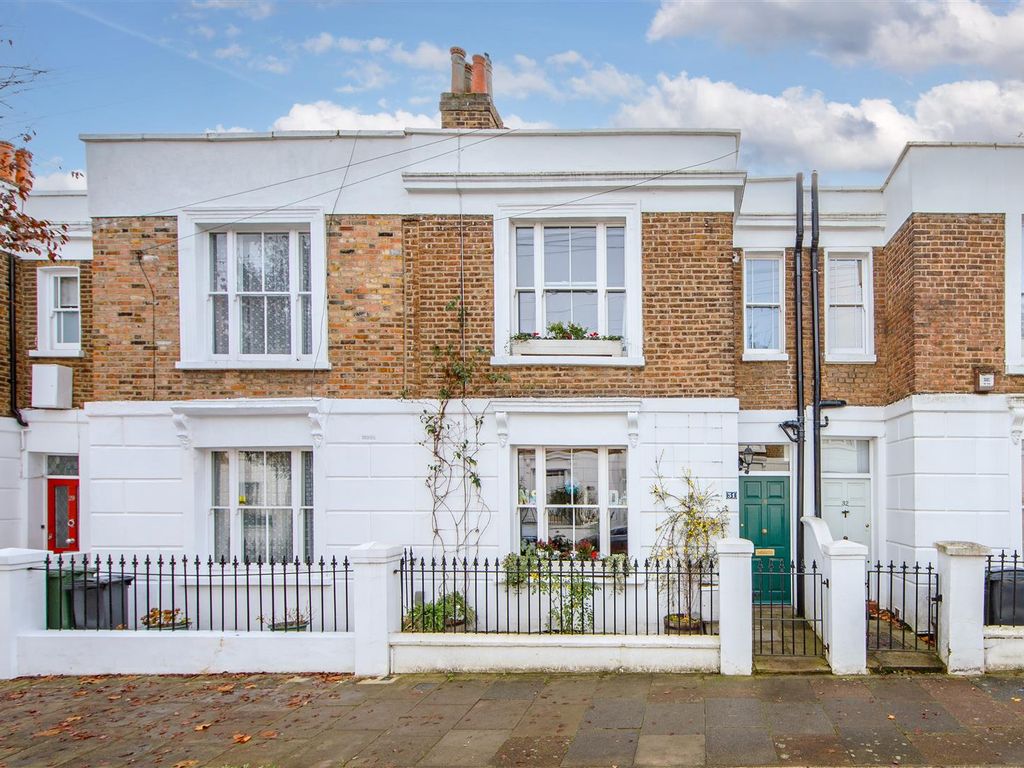 3 bed property for sale in Elaine Grove, London NW5, £1,450,000