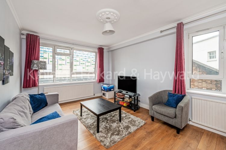 3 bed flat to rent in Chapel Street, London NW1, £4,117 pcm