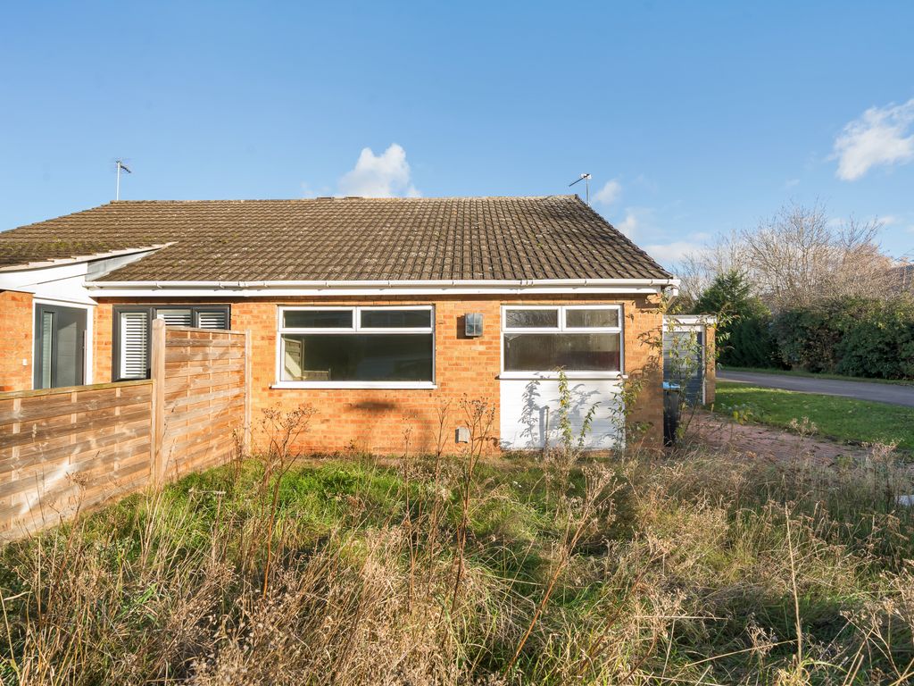 2 bed bungalow for sale in Dribdale, Fleckney LE8, £150,000