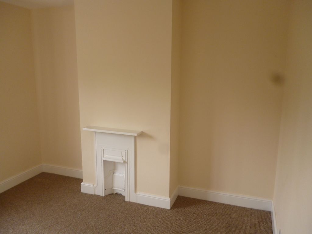 3 bed end terrace house to rent in Silverwood Close, Cambridge CB1, £1,700 pcm