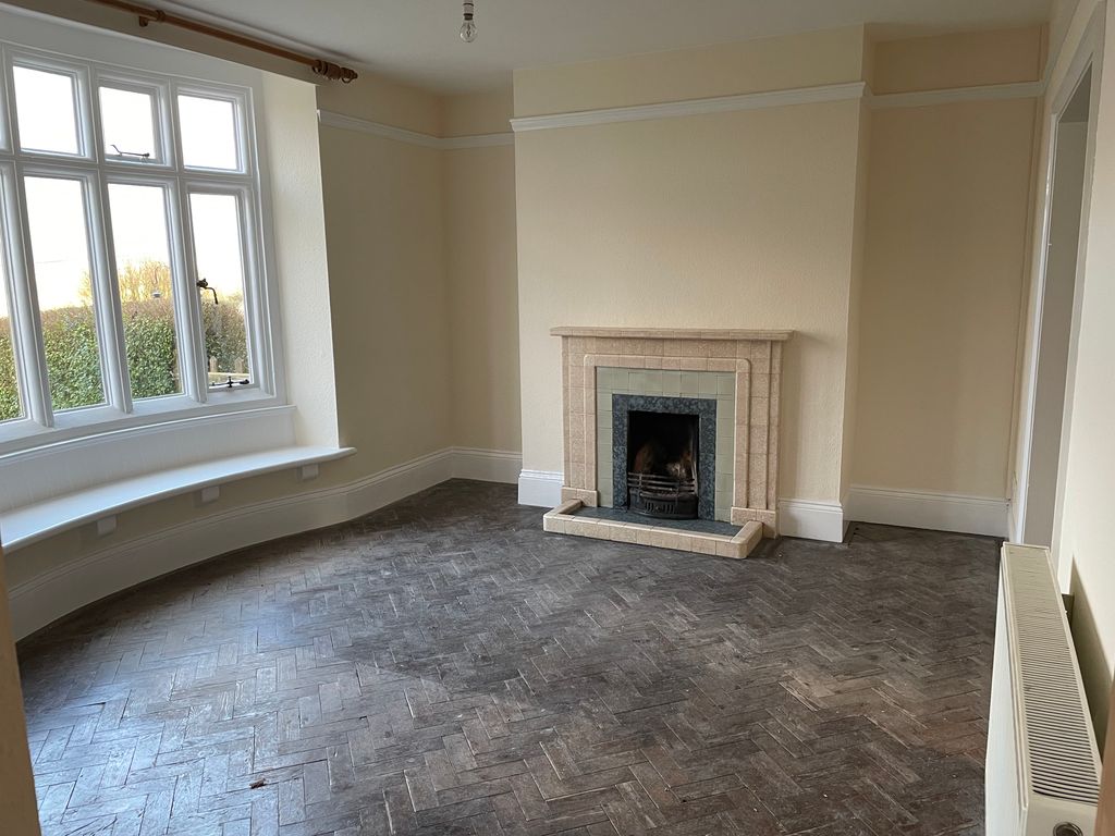 3 bed semi-detached house to rent in High Street, Bristol BS40, £1,600 pcm
