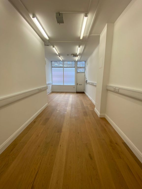 Office to let in King's Cross Road, London WC1X, £20,000 pa