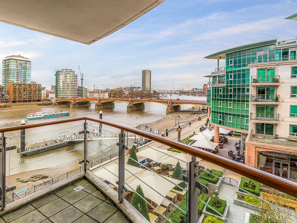 2 bed flat to rent in Hamilton House, 6 St. George Wharf, Vauxhall, London SW8, £2,750 pcm