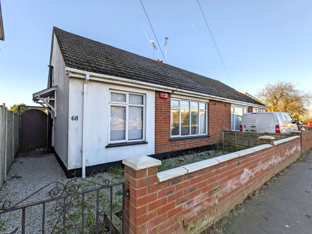 2 bed semi-detached bungalow for sale in High Street, Hadleigh, Essex SS7, £250,000