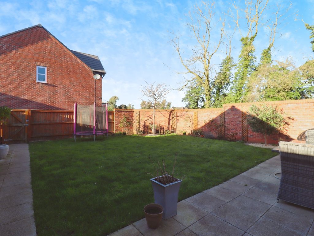 4 bed detached house for sale in Herdwick Close, Long Lawford, Rugby CV23, £450,000