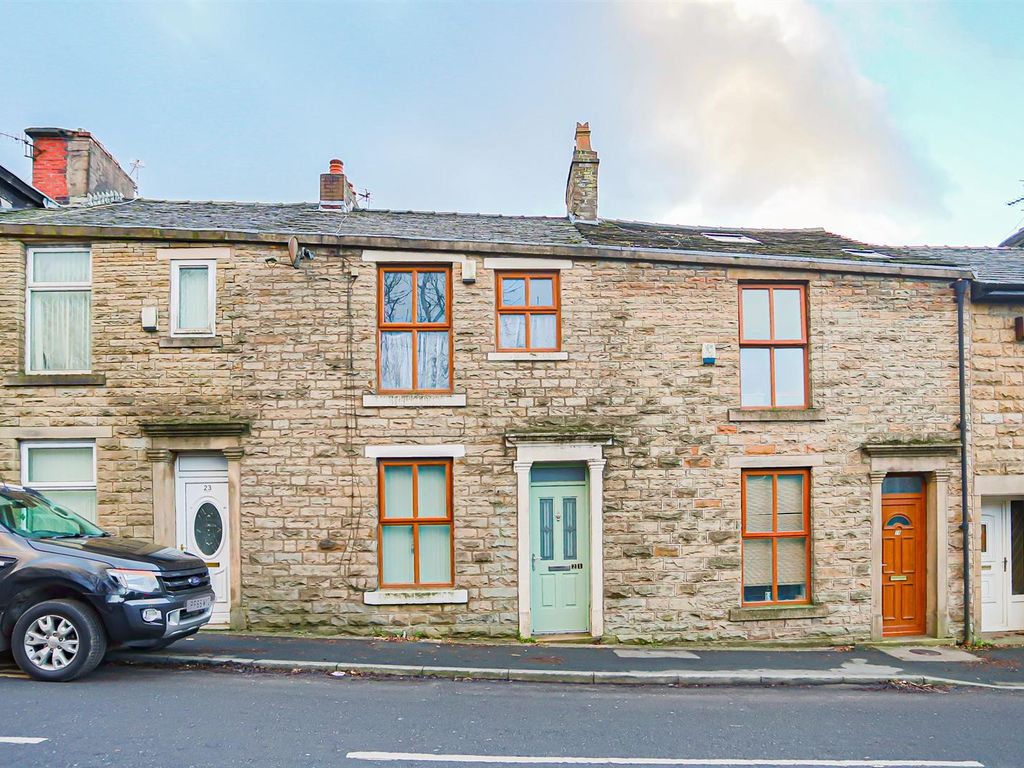 2 bed terraced house to rent in Chapels, Darwen BB3, £600 pcm