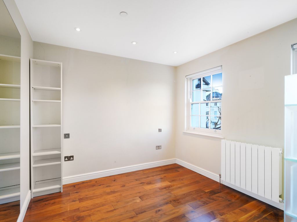 4 bed terraced house to rent in Abbey Road, St John's Wood NW8, £9,967 pcm