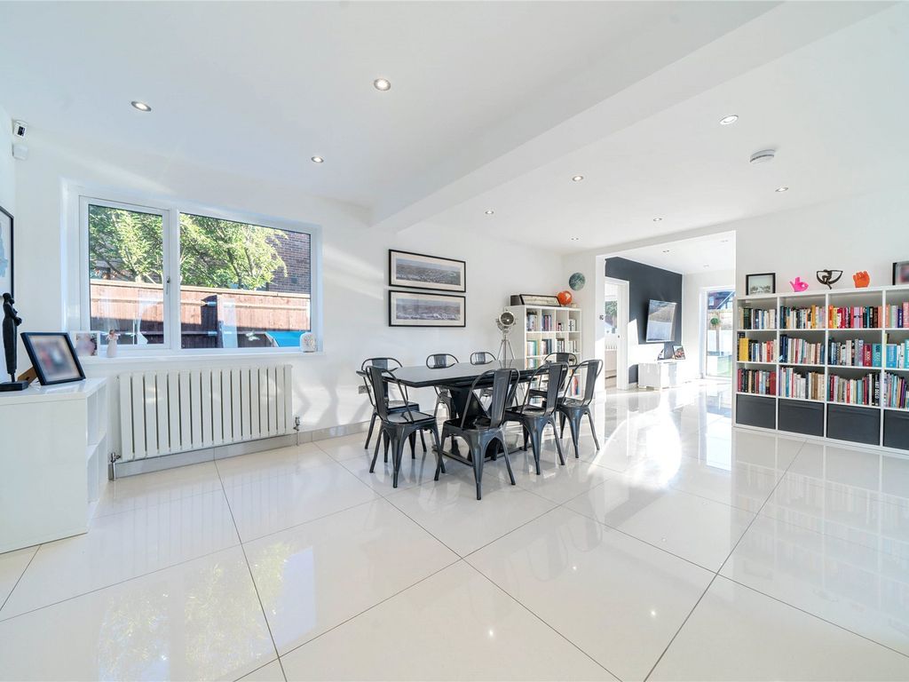 5 bed detached house for sale in Southborough Road, Bromley BR1, £1,500,000