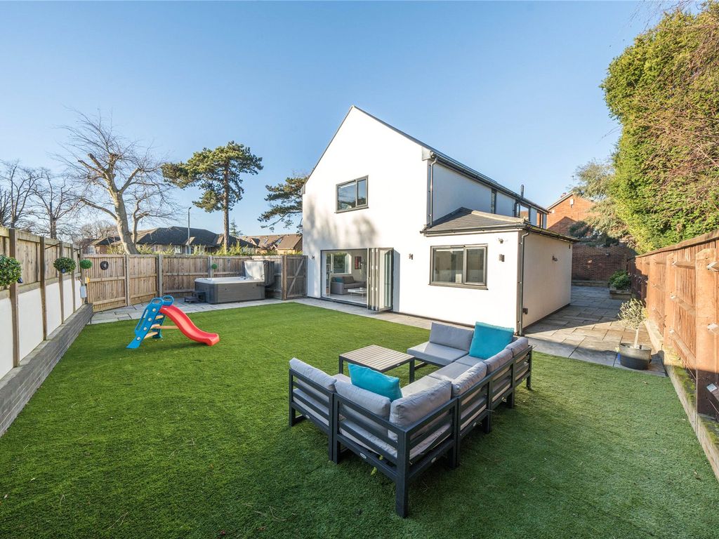 5 bed detached house for sale in Southborough Road, Bromley BR1, £1,500,000