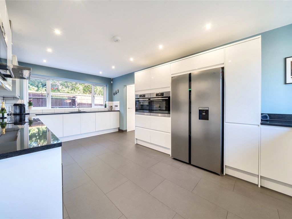 5 bed detached house for sale in Southborough Road, Bromley BR1, £1,500,000