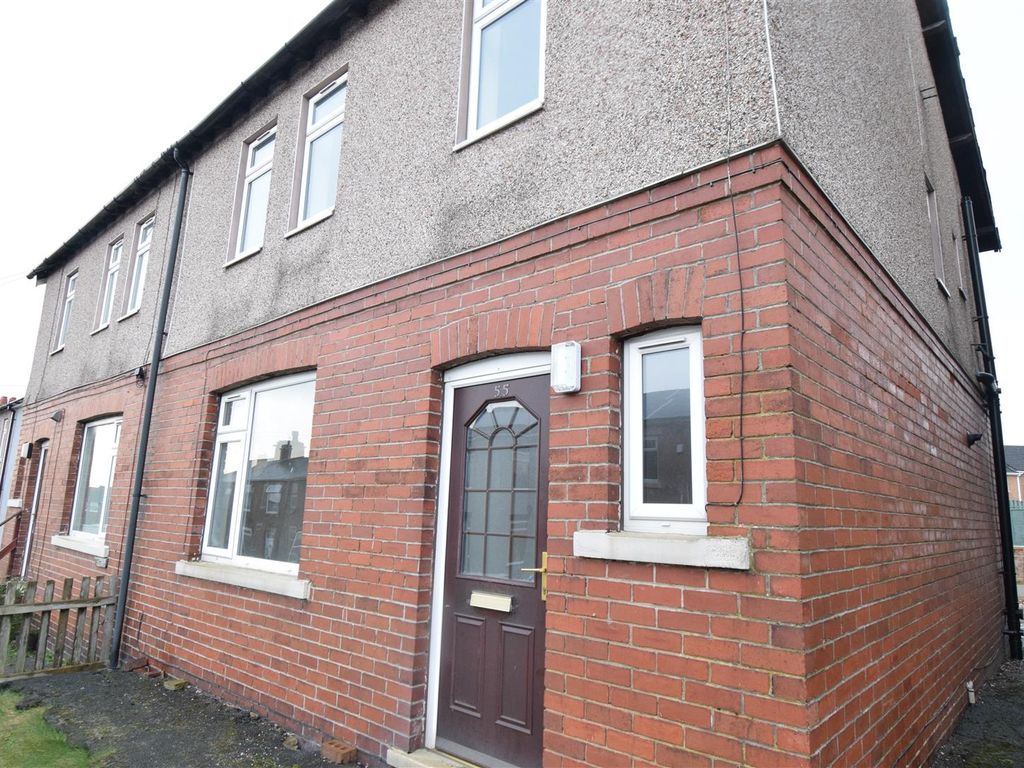 3 bed semi-detached house to rent in Upper Lane, Netherton, Wakefield WF4, £950 pcm