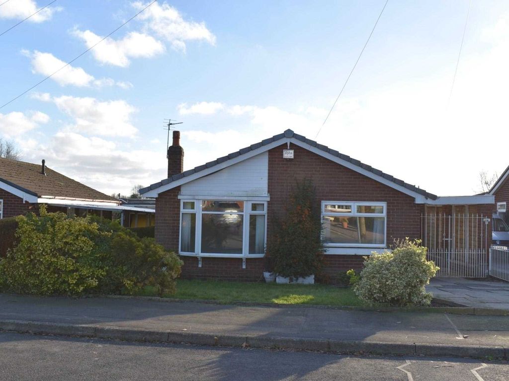 2 bed detached bungalow for sale in Honiton Drive, Breightmet BL2, £185,000