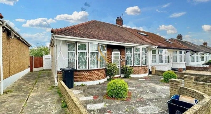 2 bed semi-detached bungalow to rent in Tunstall Avenue, Ilford, Essex. IG6, £1,798 pcm
