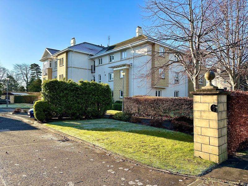 3 bed flat for sale in Victoria Park, Ayr KA7, £255,000