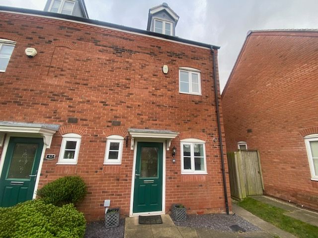 3 bed semi-detached house to rent in Lawrence Way, Lichfield WS13, £1,400 pcm