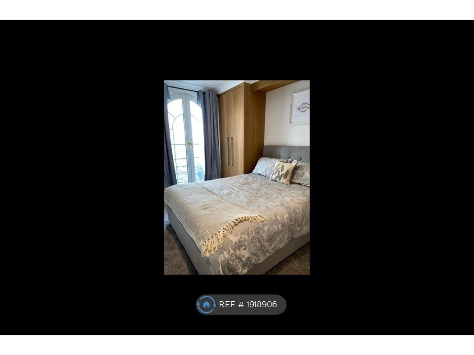2 bed flat to rent in Starboard Court, Brighton Marina Village, Brighton BN2, £1,650 pcm