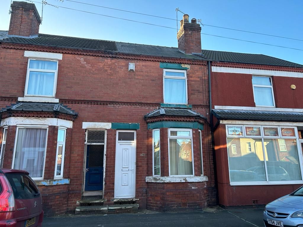 3 bed terraced house for sale in Albany Road, Doncaster DN4, £98,000