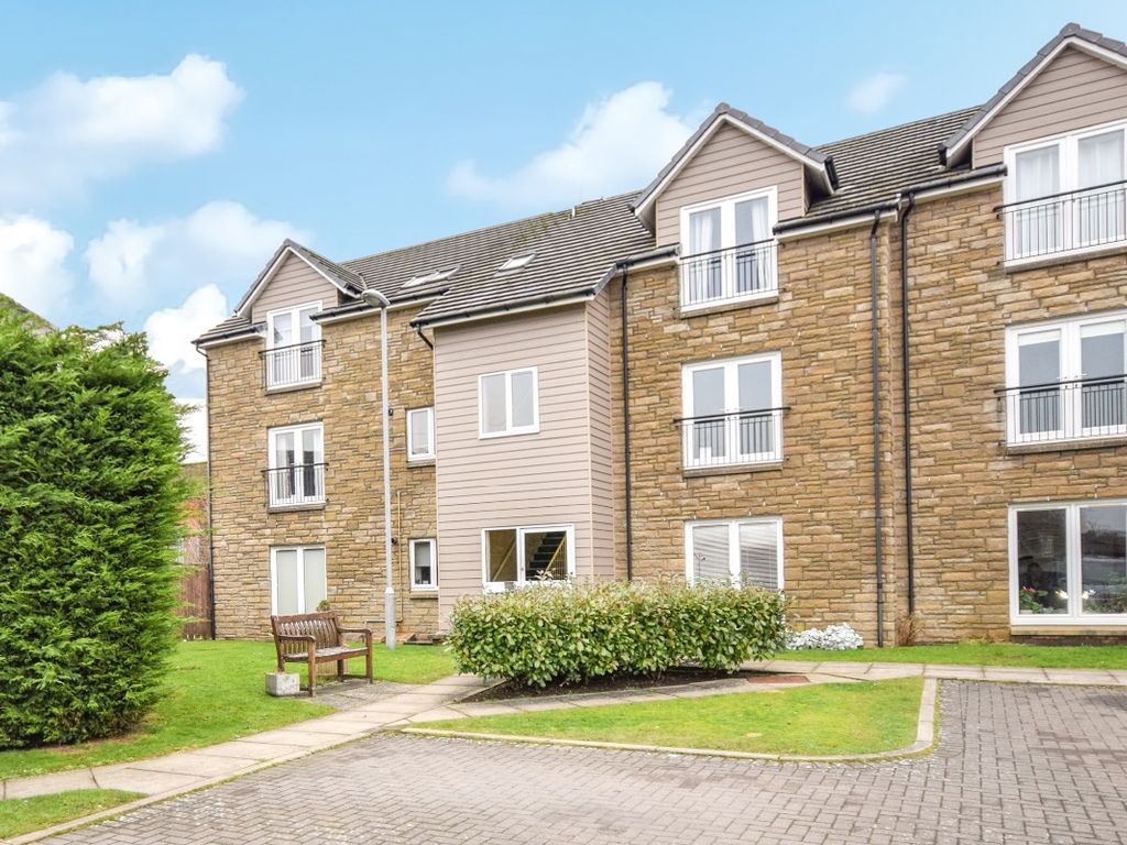 1 bed flat for sale in Church View, Larkhall ML9, £95,000