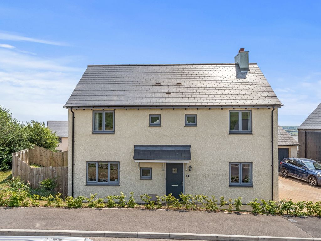 4 bed detached house for sale in French Furze Road, Blackawton, Totnes TQ9, £475,000