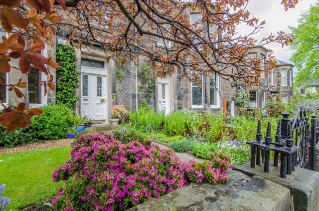 2 bed flat to rent in Dryden Place, Newington, Edinburgh EH9, £1,495 pcm