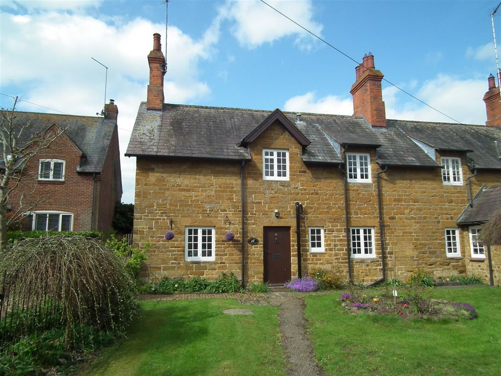 2 bed cottage to rent in Cedars Cottage, Chapel View, Little Brington NN7, £1,250 pcm