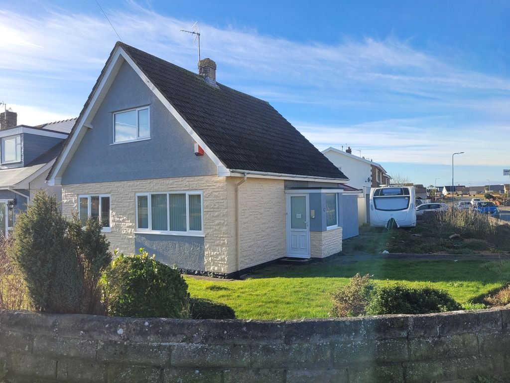 3 bed detached bungalow for sale in Sandpiper Road, Nottage, Porthcawl CF36, £359,000