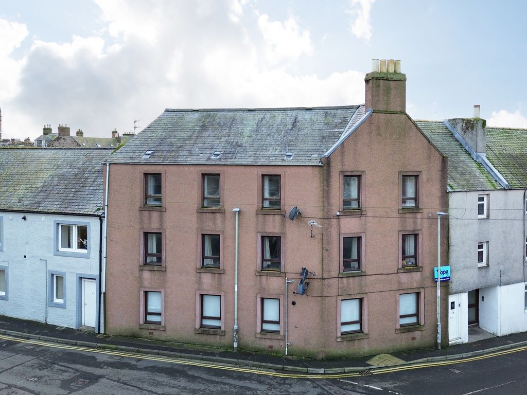 2 bed flat for sale in Upper Hall Street, Montrose DD10, £80,000