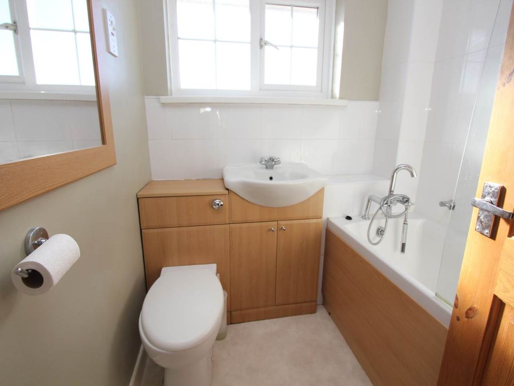 4 bed property to rent in Eurgan Close, Llantwit Major, Vale Of Glamorgan CF61, £1,095 pcm