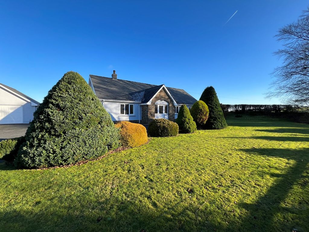 3 bed detached bungalow for sale in Bwlchygroes, Llandysul SA44, £329,950