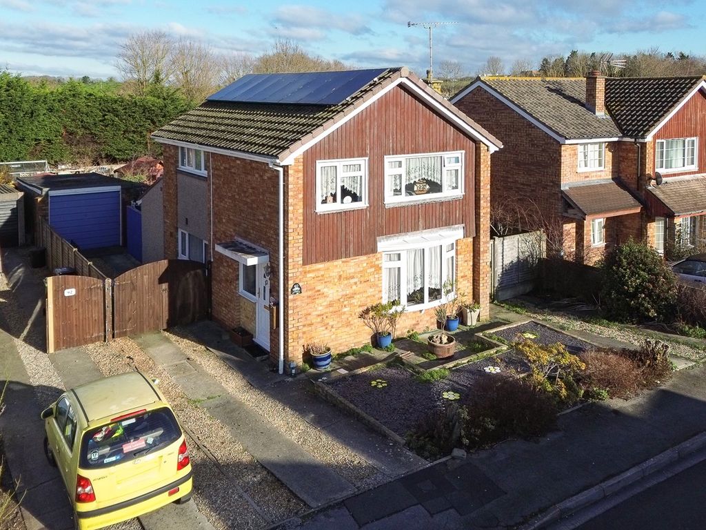 3 bed detached house for sale in Homefield, Locking, Weston-Super-Mare BS24, £350,000