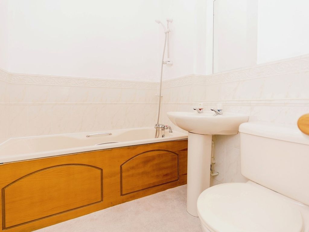 1 bed flat for sale in Ilbert Road, Kingsbridge TQ7, £150,000