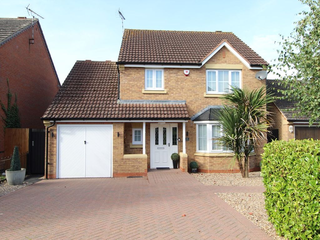 4 bed detached house for sale in Maxwell Way, Lutterworth LE17, £469,950