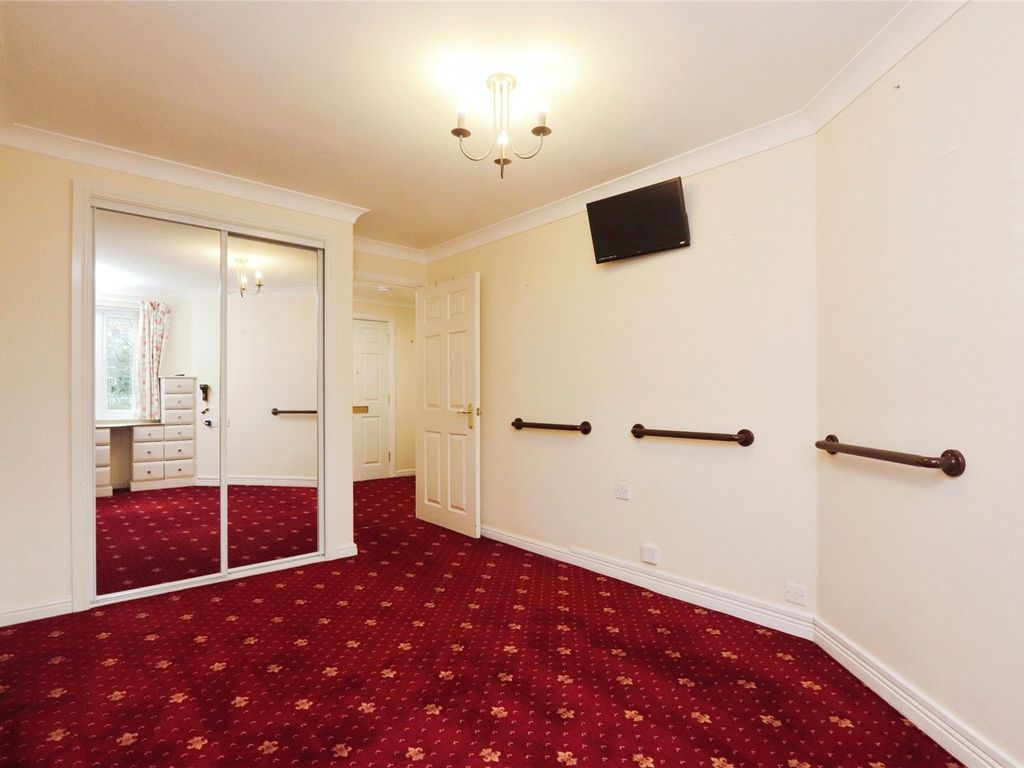 1 bed flat for sale in Mills Way, Barnstaple EX31, £150,000