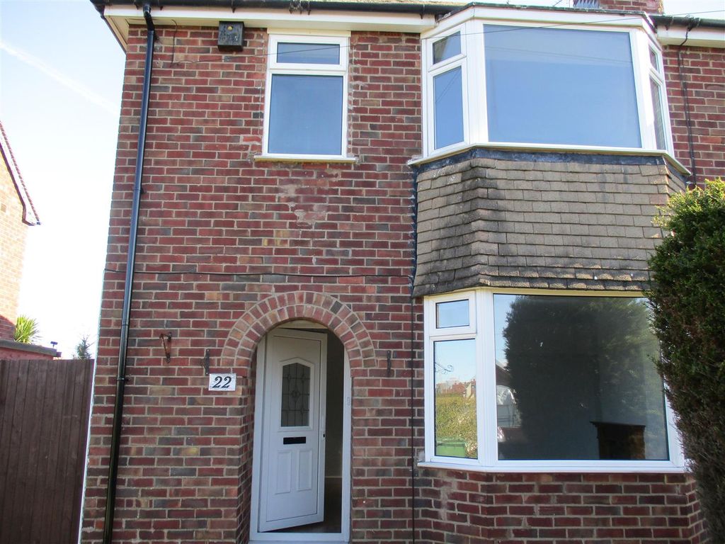 3 bed semi-detached house to rent in Ridgemere Road, Pensby, Wirral CH61, £1,150 pcm