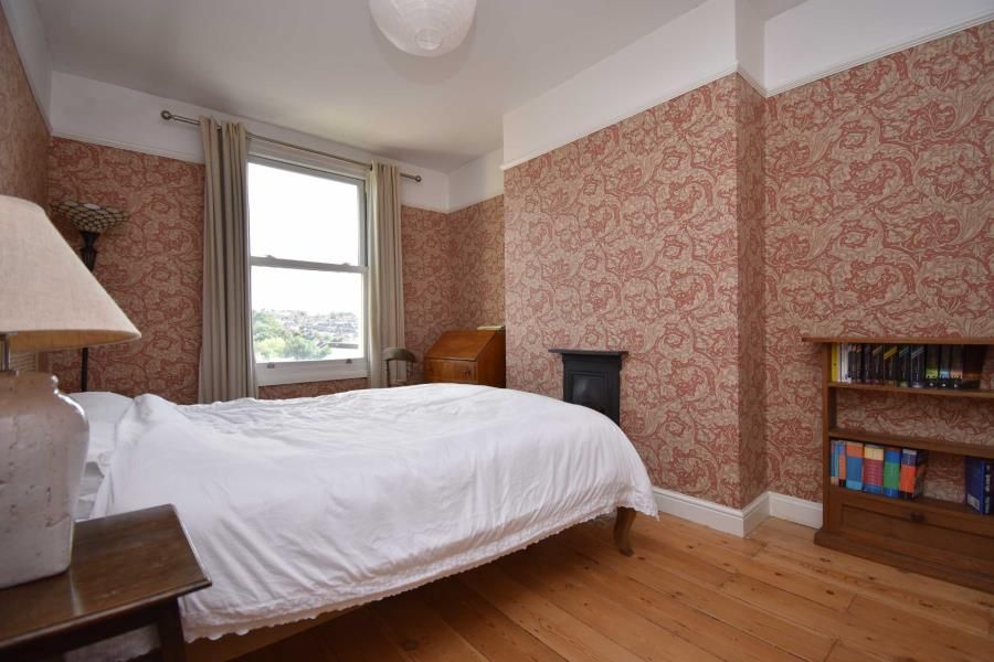2 bed maisonette to rent in William Street, Totterdown, Bristol BS3, £1,500 pcm
