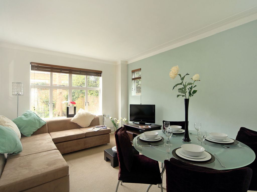 1 bed flat for sale in Cheyne Place, Chelsea SW3, £625,000