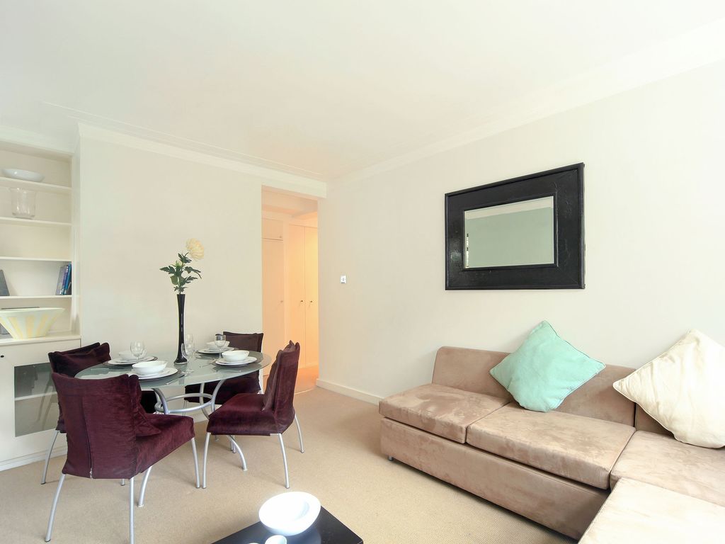 1 bed flat for sale in Cheyne Place, Chelsea SW3, £625,000