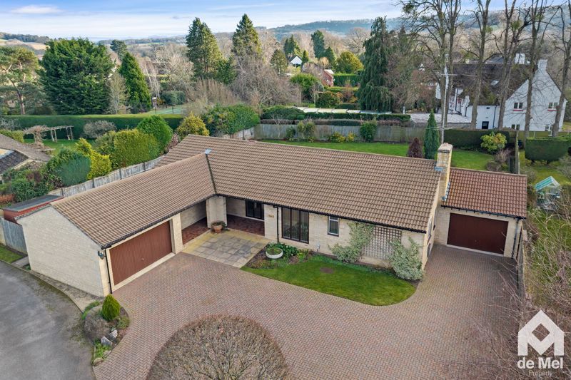 4 bed bungalow for sale in Balcarras Road, Charlton Kings, Cheltenham GL53, £1,000,000