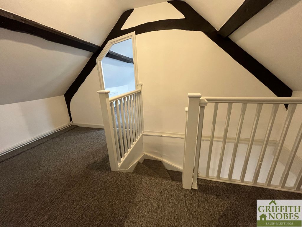 2 bed flat to rent in Flat 2, The Ship Inn, Moor Street, Upper Framilode, Gloucester, Gloucestershire GL2, £800 pcm