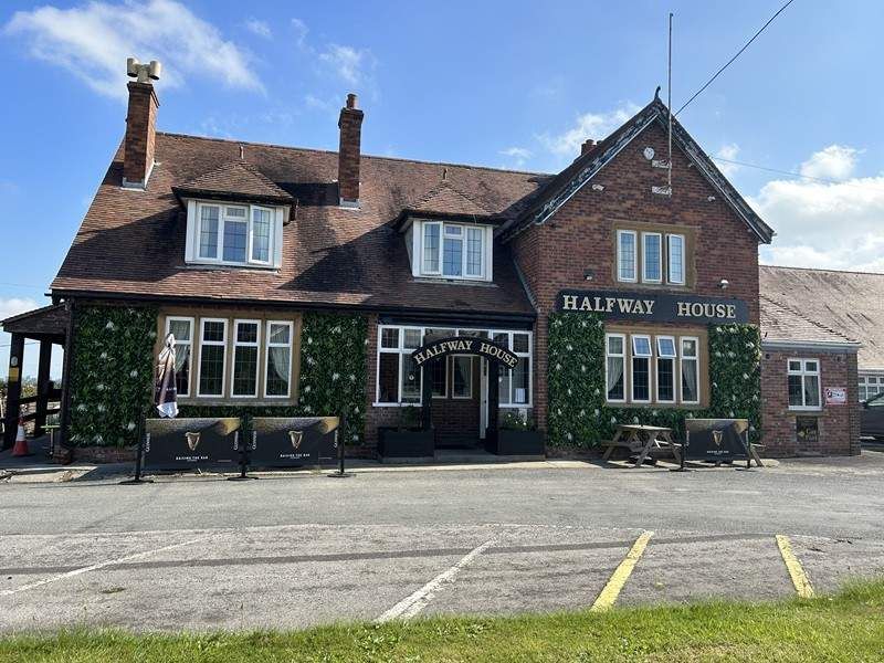 Hotel/guest house for sale in Yeovil, England, United Kingdom BA22, £2,194,995