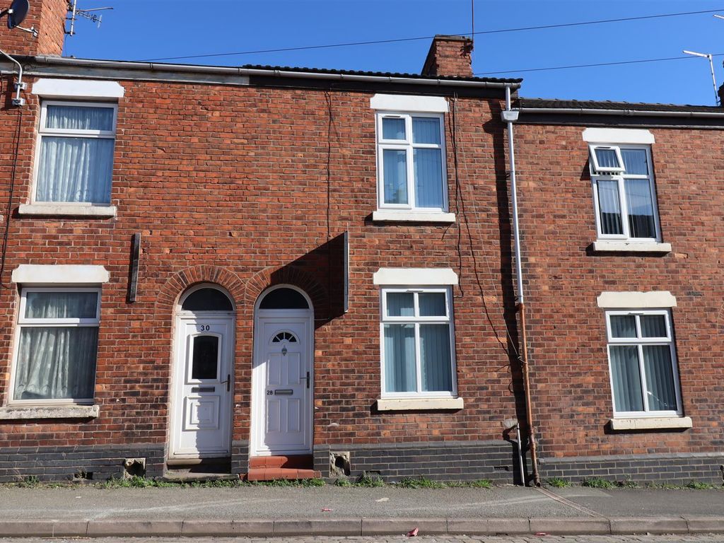 2 bed terraced house for sale in Middlewich Street, Crewe CW1, £120,000