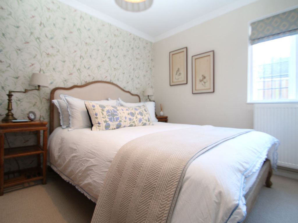 2 bed flat for sale in Beacon Oak Road, Craythorne House Beacon Oak Road TN30, £385,000