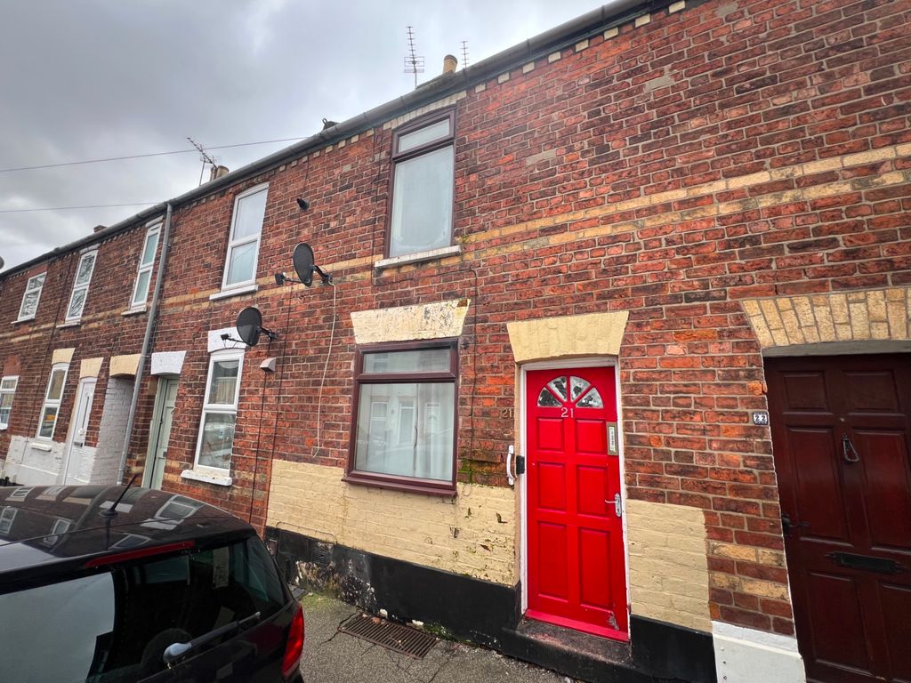 1 bed terraced house for sale in Saxon Street, Lincoln LN1, £95,000