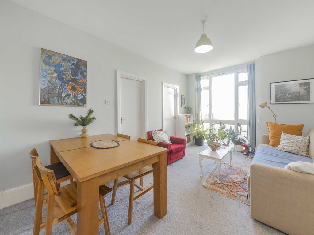 1 bed flat for sale in Makepeace Avenue, London N6, £375,000