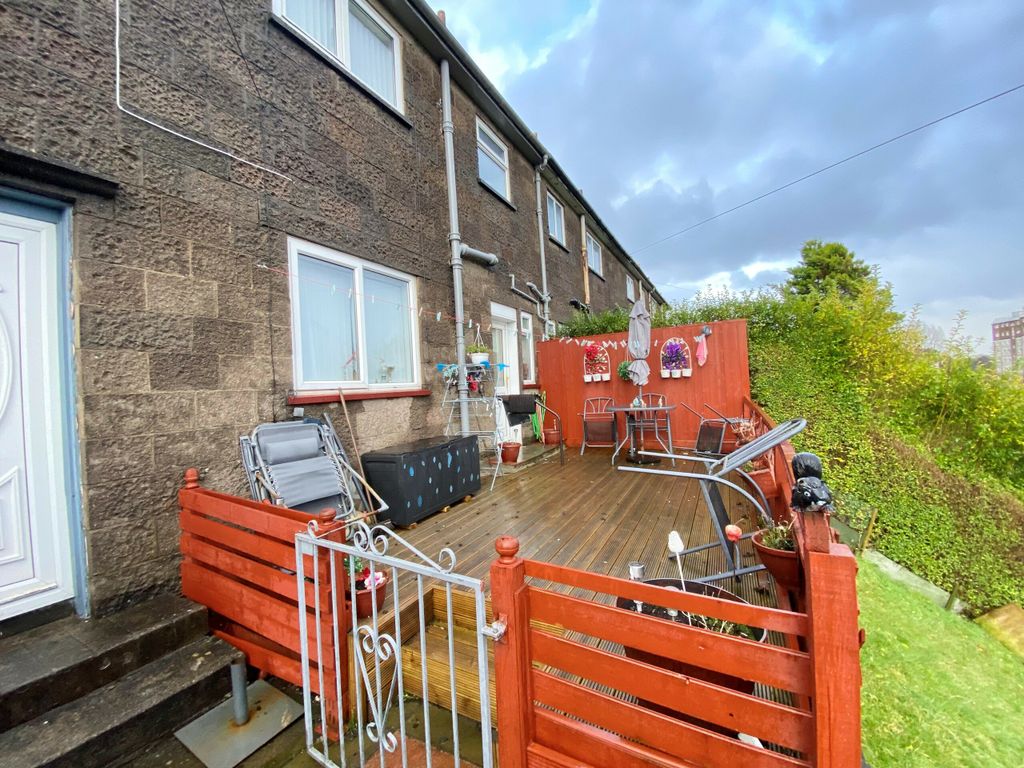 2 bed terraced house for sale in Perth Crescent, Clydebank, Dunbartonshire G81, £79,000
