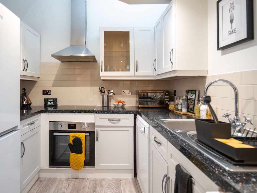 3 bed town house to rent in Dalston Lane, London E8, £4,700 pcm