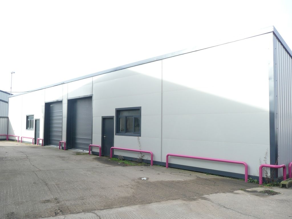Light industrial to let in Chelworth Industrial Estate, Chelworth Road, Swindon, Wiltshire SN6, Non quoting