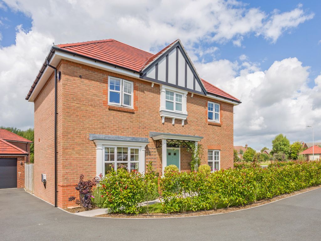 4 bed detached house for sale in Jethro Tull Lane, Hungerford RG17, £725,000