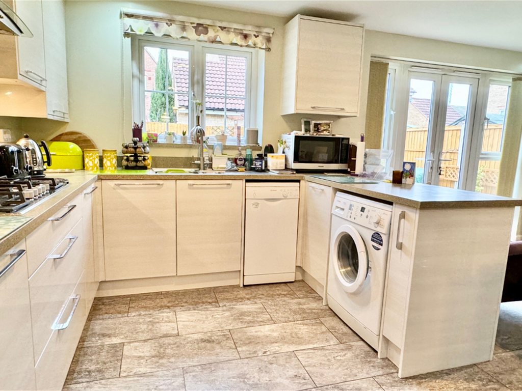 4 bed detached house for sale in Perkins Way, Beeston NG9, £460,000