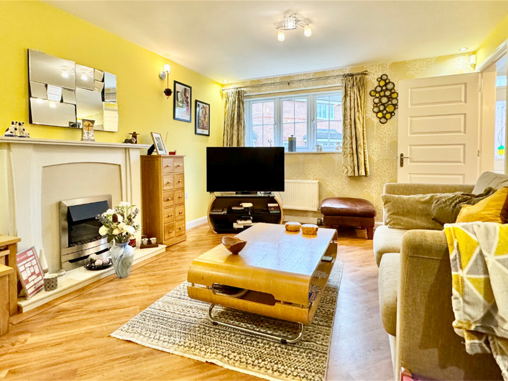 4 bed detached house for sale in Perkins Way, Beeston NG9, £460,000